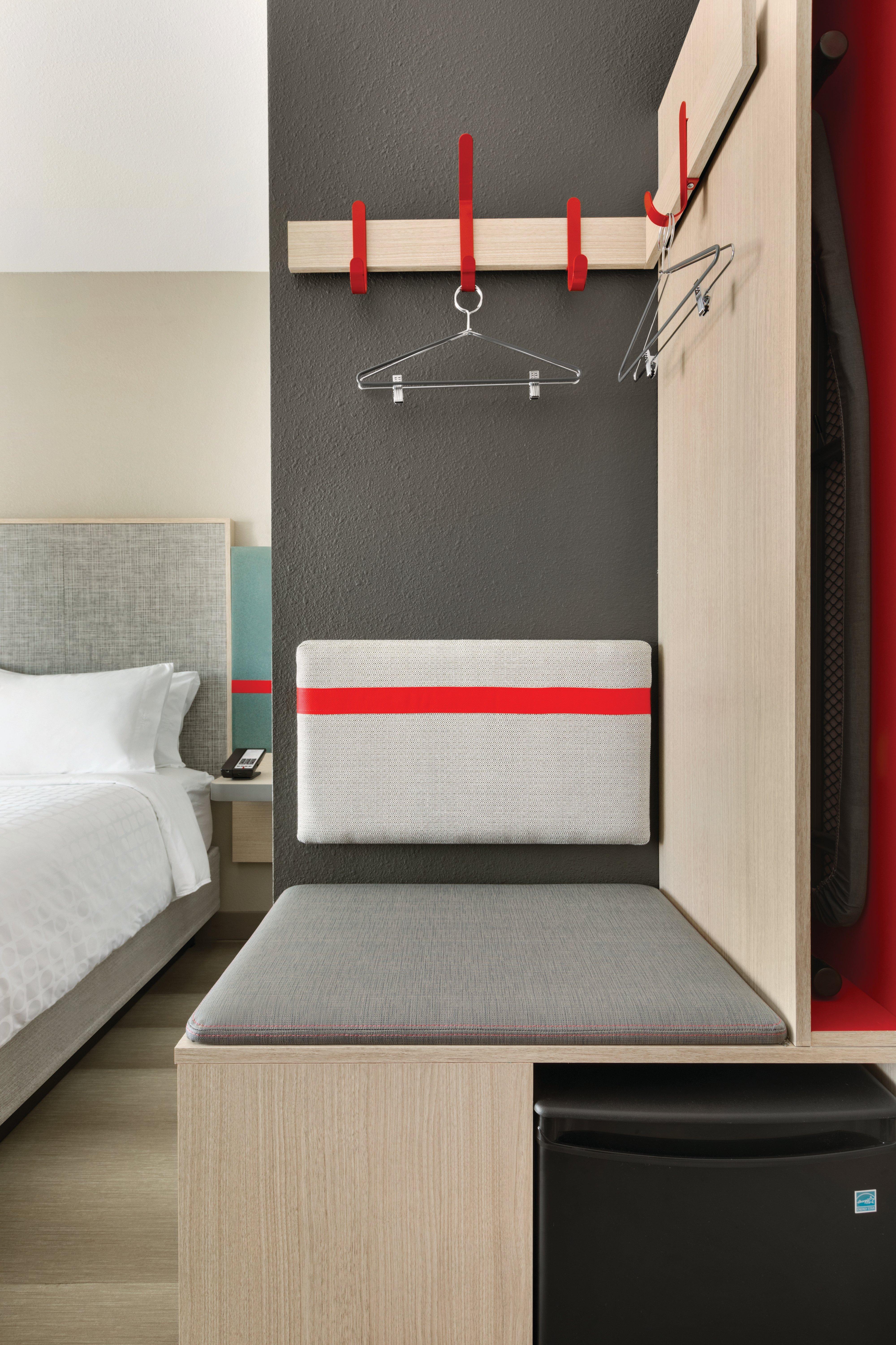 Avid Hotels - Beaumont By Ihg Εξωτερικό φωτογραφία